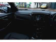 Isuzu D-Max V-Cross Double Cab Automatic