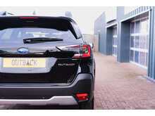 Subaru Outback Limited Automatic