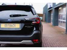 Subaru Outback Touring Automatic