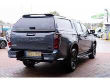 Isuzu D-Max V-Cross Steel Double Cab Automatic