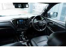 Isuzu D-Max V-Cross Steel Double Cab Automatic