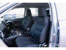 Isuzu D-Max TD DL20 Double Cab Manual