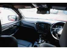 Isuzu D-Max V-Cross Double Cab Automatic