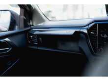 Isuzu D-Max V-Cross Double Cab Automatic