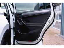 Volkswagen Tiguan Allspace TSI Life Automatic