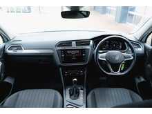Volkswagen Tiguan Allspace TSI Life Automatic