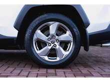 Toyota RAV4 VVT-h Excel Automatic