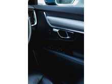 Volvo S90 D4 Momentum Saloon Automatic