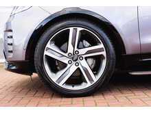 Land Rover Discovery D300 MHEV R-Dynamic HSE Automatic