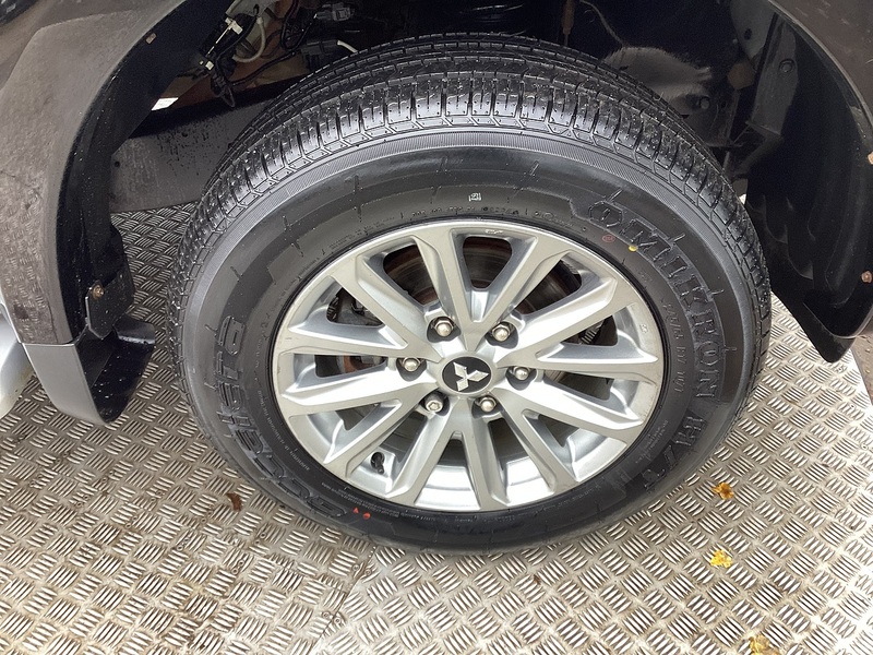 Mitsubishi DI-D DC Warrior 4X4 A/C Euro 6