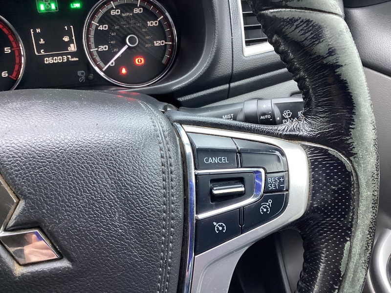 Mitsubishi DI-D DC Warrior 4X4 A/C Euro 6