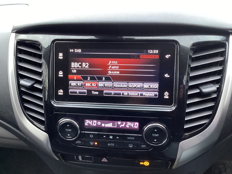 Mitsubishi DI-D DC Warrior 4X4 A/C Euro 6