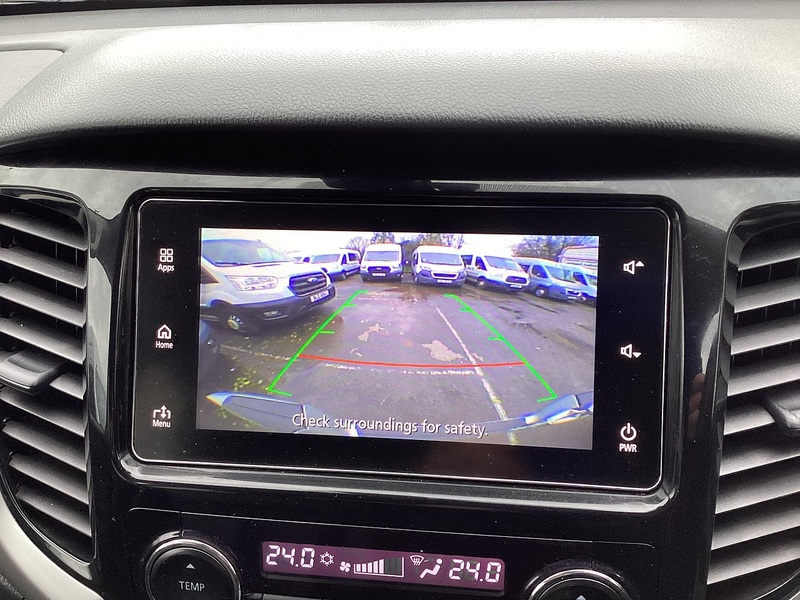 Mitsubishi DI-D DC Warrior 4X4 A/C Euro 6