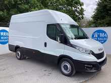 Iveco Daily D HPI 14V 35S 3520 MWB XH/R A/C Euro 6 