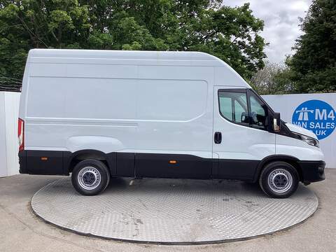 Iveco Daily, D HPI 14V 35S 3520 MWB XH/R A/C Euro 6