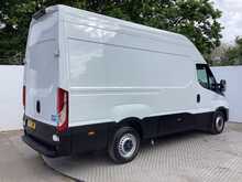 Iveco Daily D HPI 14V 35S 3520 MWB XH/R A/C Euro 6 