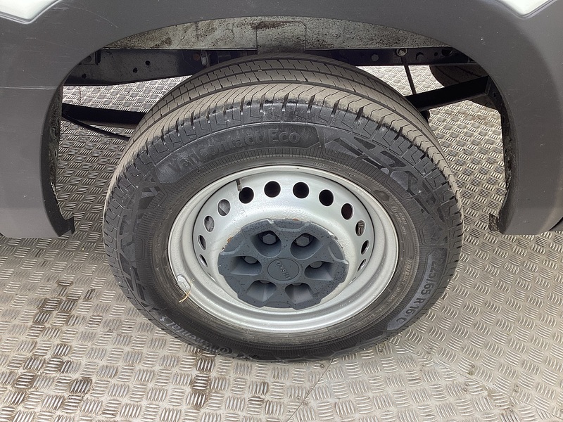 Iveco D HPI 14V 35S 3520 MWB XH/R A/C Euro 6