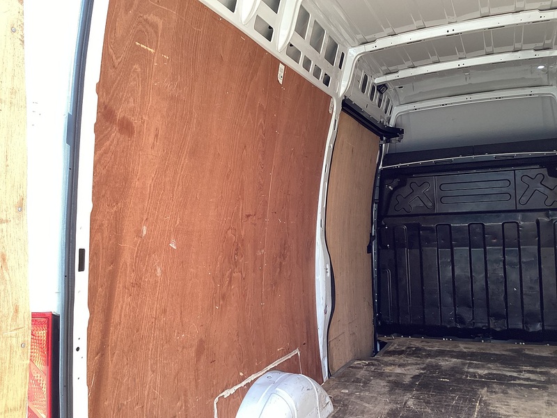 Iveco D HPI 14V 35S 3520 MWB XH/R A/C Euro 6