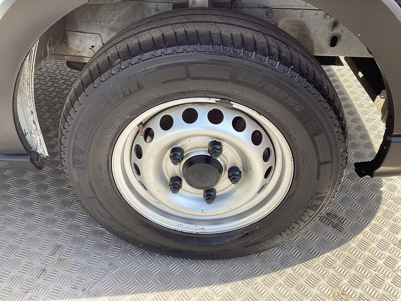 Ford 350 EcoBlue Leader LWB High Roof Euro 6