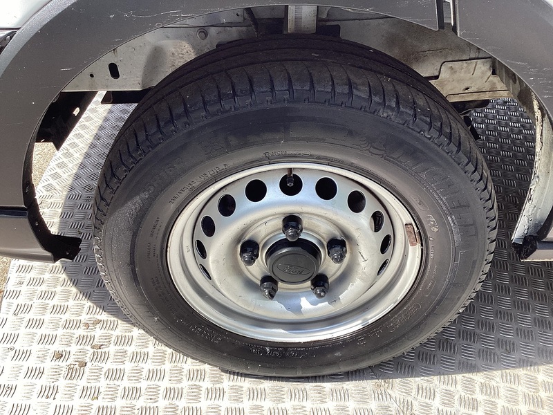 Ford 350 EcoBlue Leader LWB High Roof Euro 6