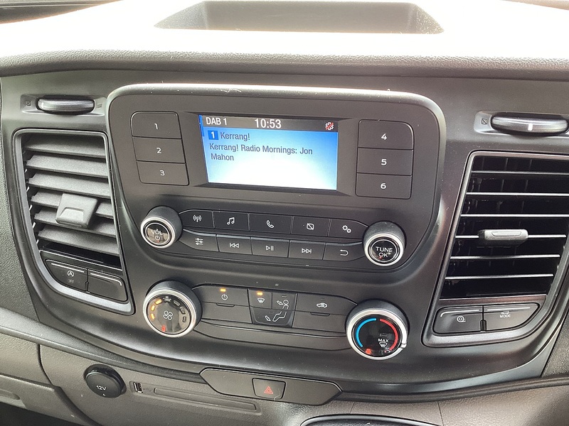 Ford 350 EcoBlue Leader LWB High Roof Euro 6