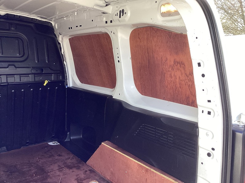 Peugeot BlueHDi 1000 Professional SWB A/C Euro 6