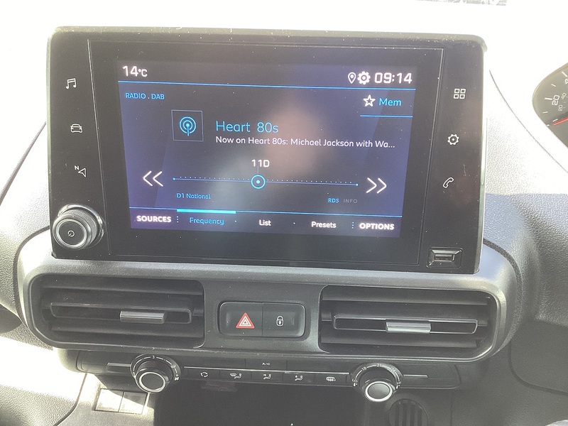 Peugeot BlueHDi 1000 Professional SWB A/C Euro 6