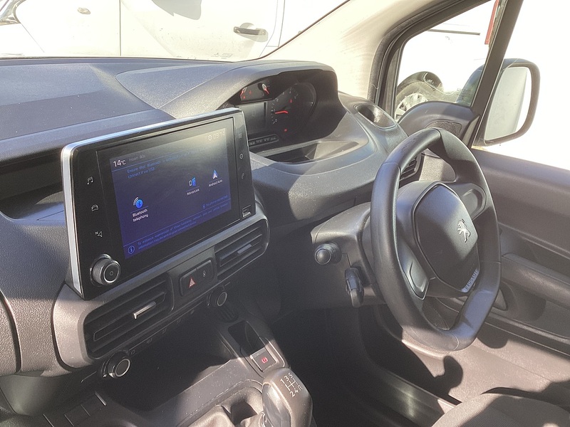 Peugeot BlueHDi 1000 Professional SWB A/C Euro 6