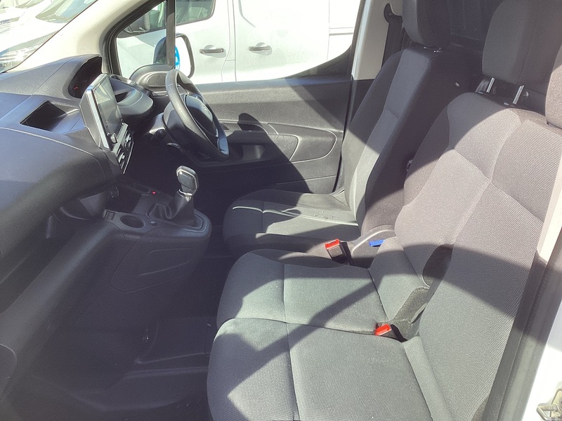 Peugeot BlueHDi 1000 Professional SWB A/C Euro 6