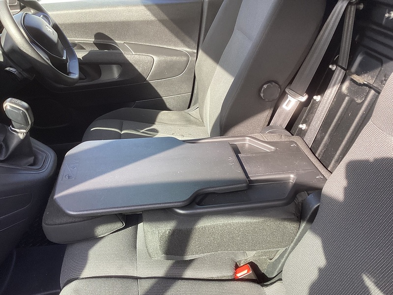 Peugeot BlueHDi 1000 Professional SWB A/C Euro 6