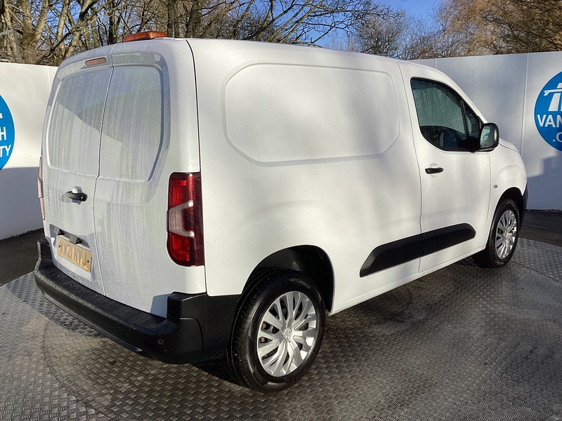 Peugeot BlueHDi 1000 Professional SWB A/C Euro 6