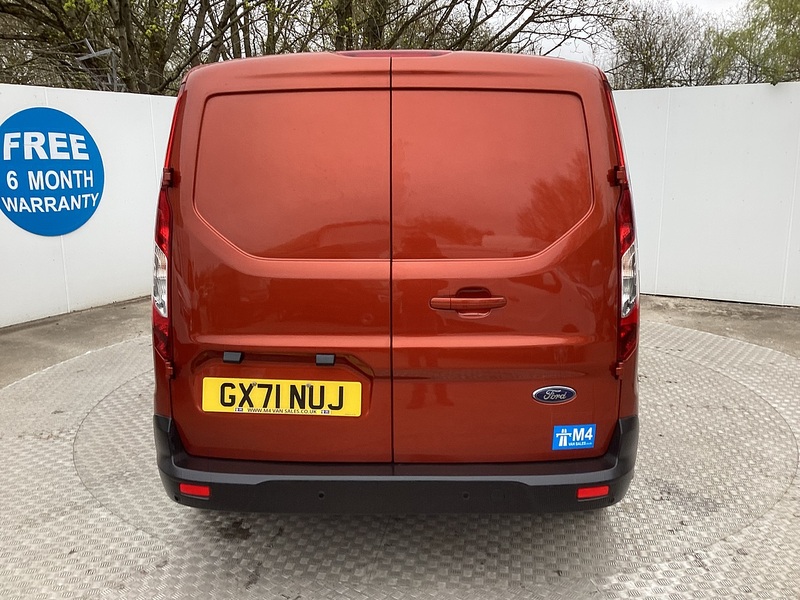 Ford 240 EcoBlue Limited LWB L/R A/C Euro 6