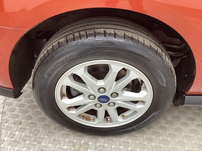 Ford 240 EcoBlue Limited LWB L/R A/C Euro 6