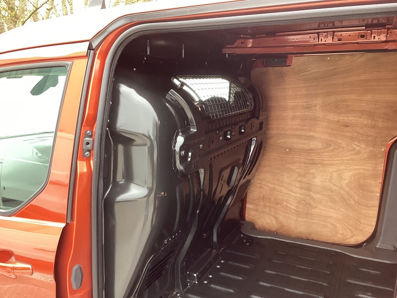 Ford 240 EcoBlue Limited LWB L/R A/C Euro 6