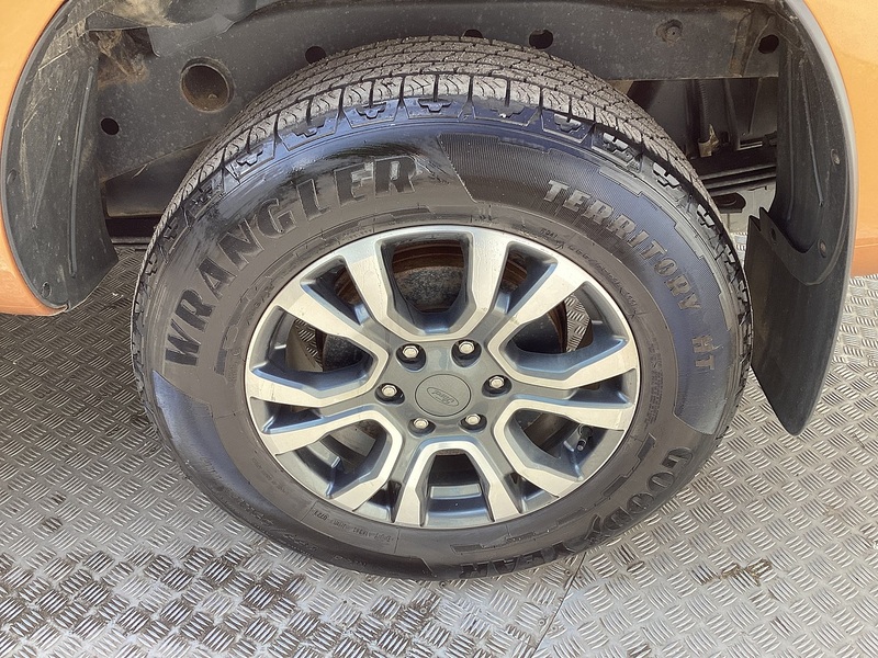 Ford EcoBlue Wildtrak Crewcab FSH A/C Euro 6