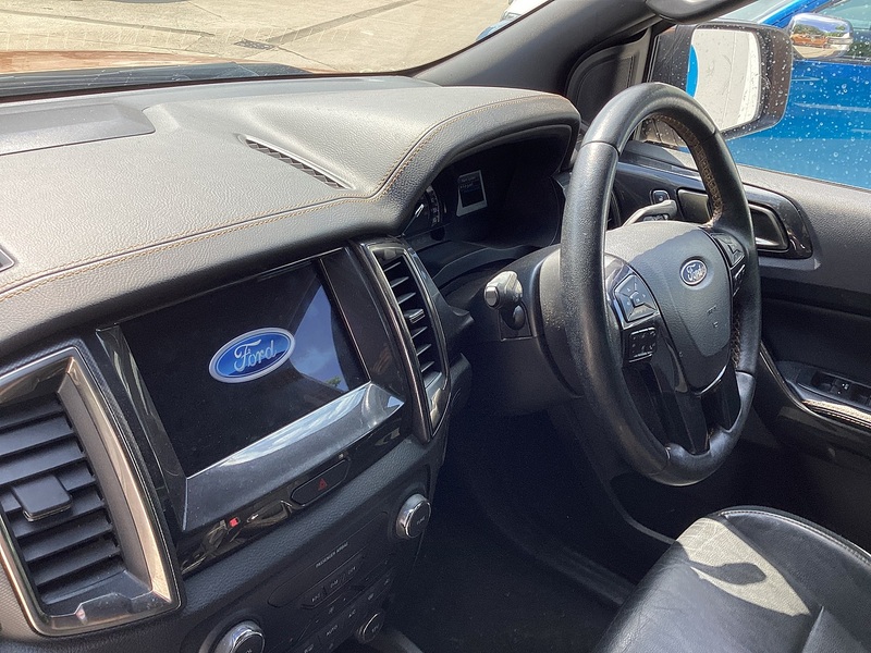 Ford EcoBlue Wildtrak Crewcab FSH A/C Euro 6