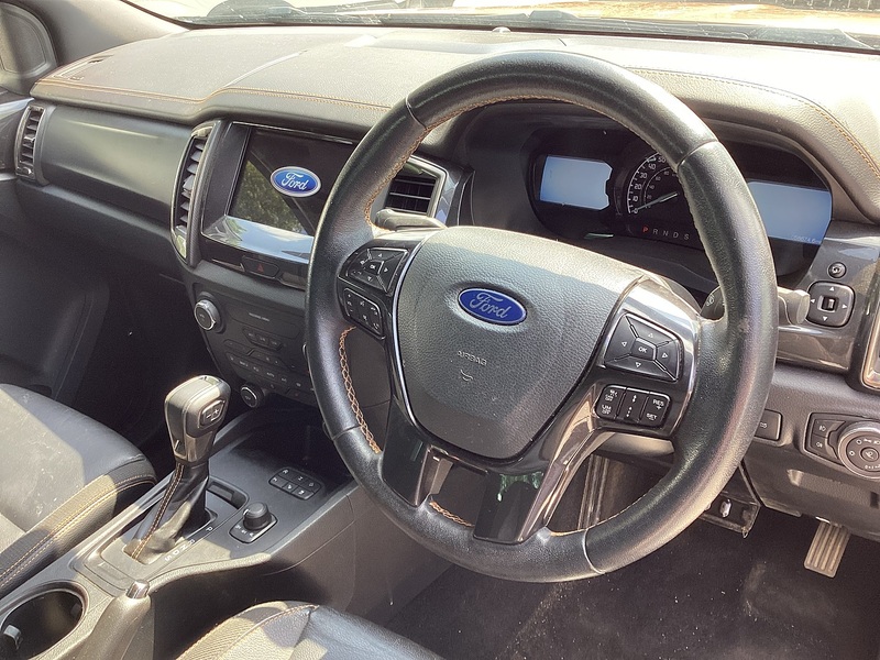 Ford EcoBlue Wildtrak Crewcab FSH A/C Euro 6