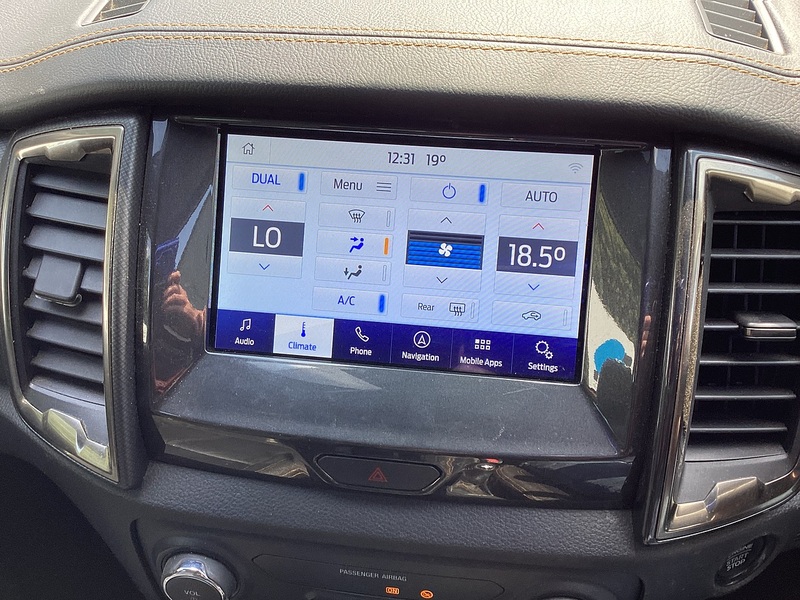 Ford EcoBlue Wildtrak Crewcab FSH A/C Euro 6