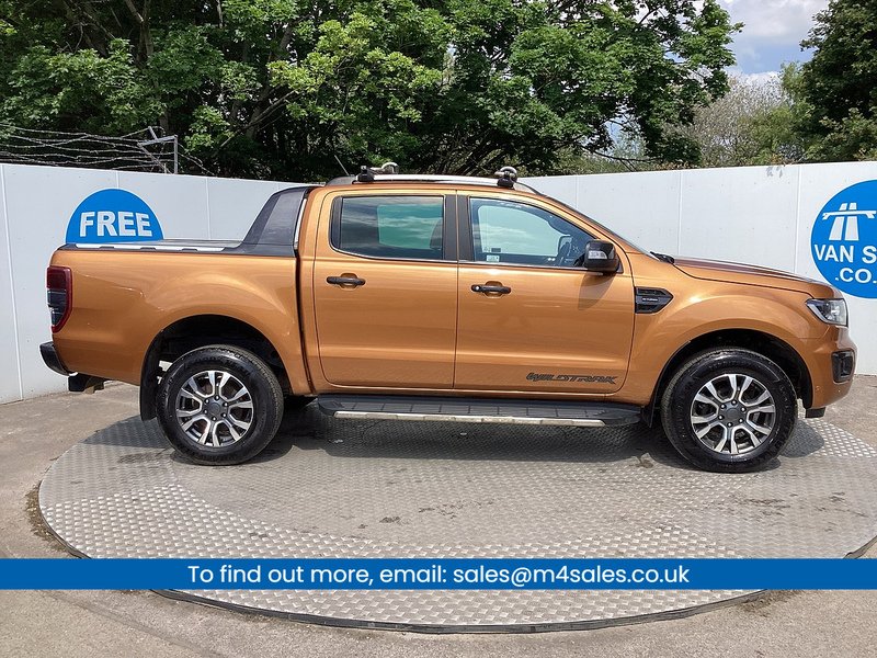 Ford EcoBlue Wildtrak Crewcab FSH A/C Euro 6