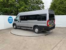 Peugeot Boxer 17 Seat MinibusLite BlueHDi 435 Professional Premium + 17 Seat Lite 