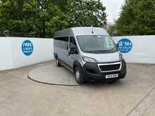 Peugeot Boxer 17 Seat MinibusLite BlueHDi 435 Professional Premium + 17 Seat Lite 