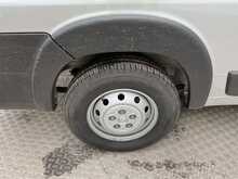 Peugeot Boxer 17 Seat MinibusLite BlueHDi 435 Professional Premium + 17 Seat Lite 