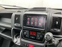 Peugeot Boxer 17 Seat MinibusLite BlueHDi 435 Professional Premium + 17 Seat Lite 