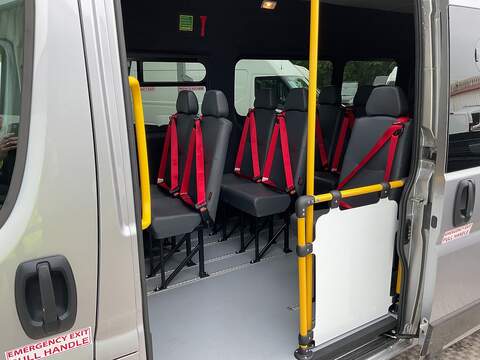 Peugeot Boxer 17 Seat MinibusLite, BlueHDi 435 Professional Premium + 17 Seat Lite Minibus