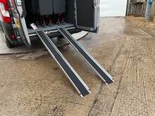 Peugeot Boxer 17 Seat MinibusLite BlueHDi 435 Professional Premium + 17 Seat Lite 