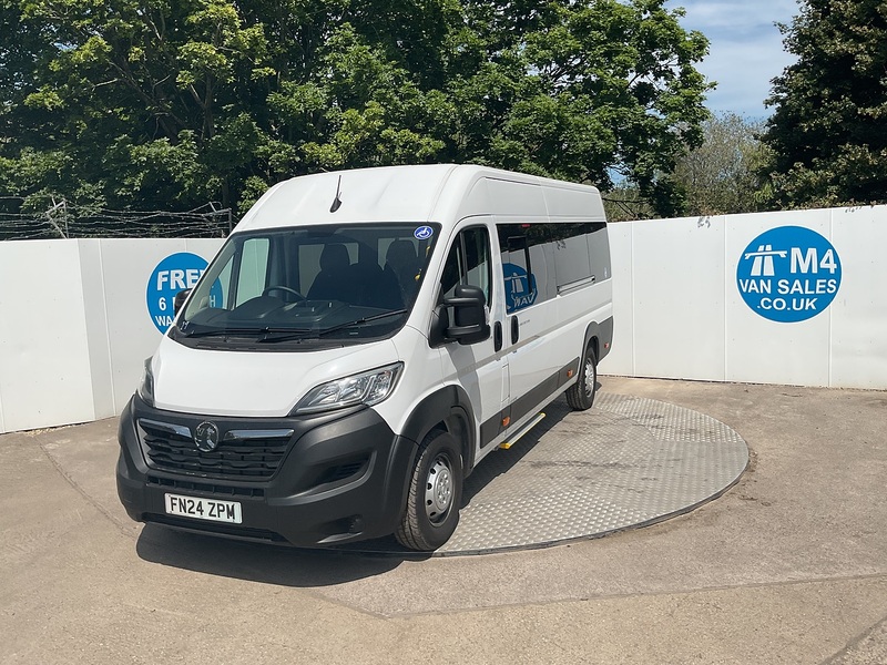 Vauxhall CDTi 3500 BiTurbo Prime 17 Seat Lite Minibus 