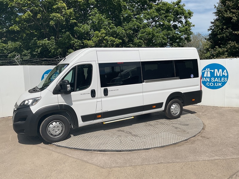 Vauxhall CDTi 3500 BiTurbo Prime 17 Seat Lite Minibus 