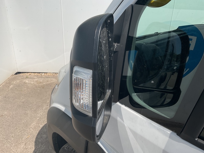 Vauxhall CDTi 3500 BiTurbo Prime 17 Seat Lite Minibus 