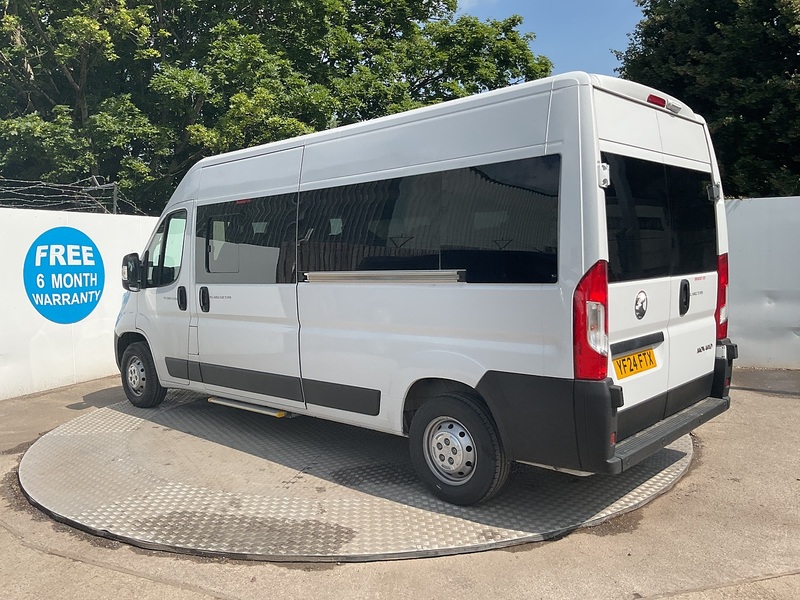Vauxhall CDTi 15 Seat 3.5T Minibus Euro 6