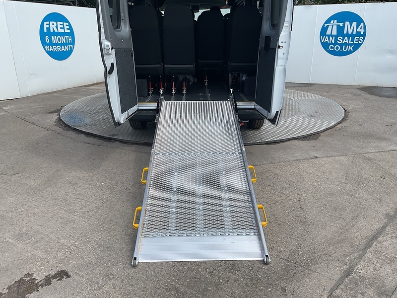 Vauxhall CDTi 15 Seat 3.5T Minibus Euro 6